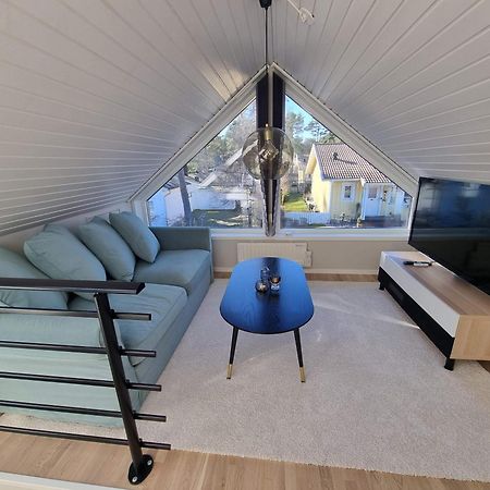 Charming 2-Floor House By The Sea In Ahus Sweden Villa Buitenkant foto